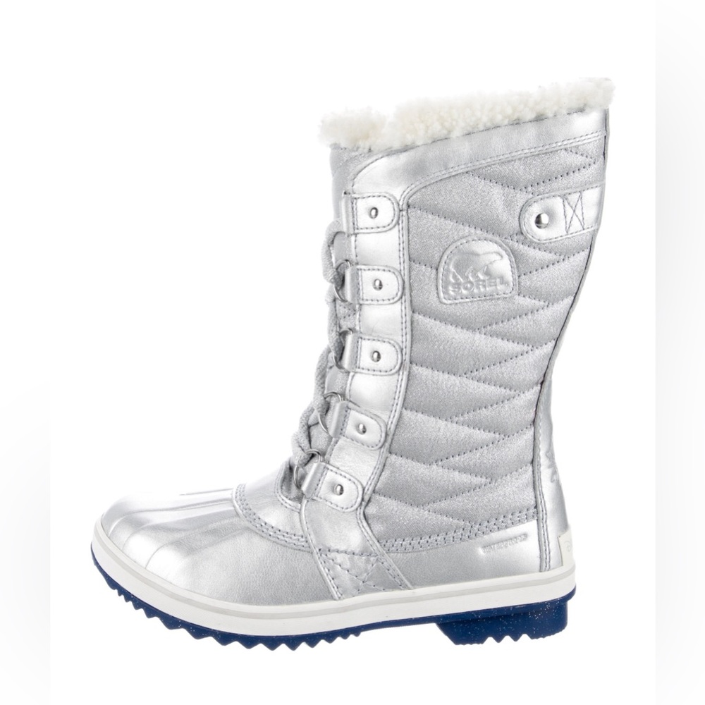 Winter boots